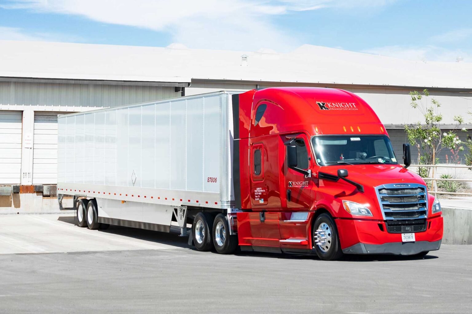 Knight Services | Adaptable Flexible Customizable Truckload Services