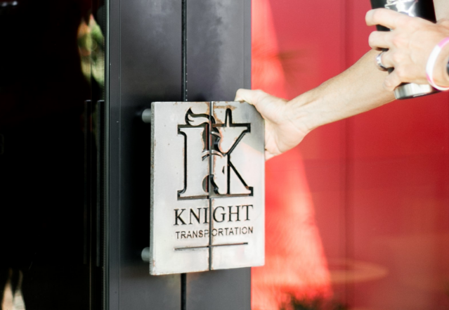 Knight Transportation sign